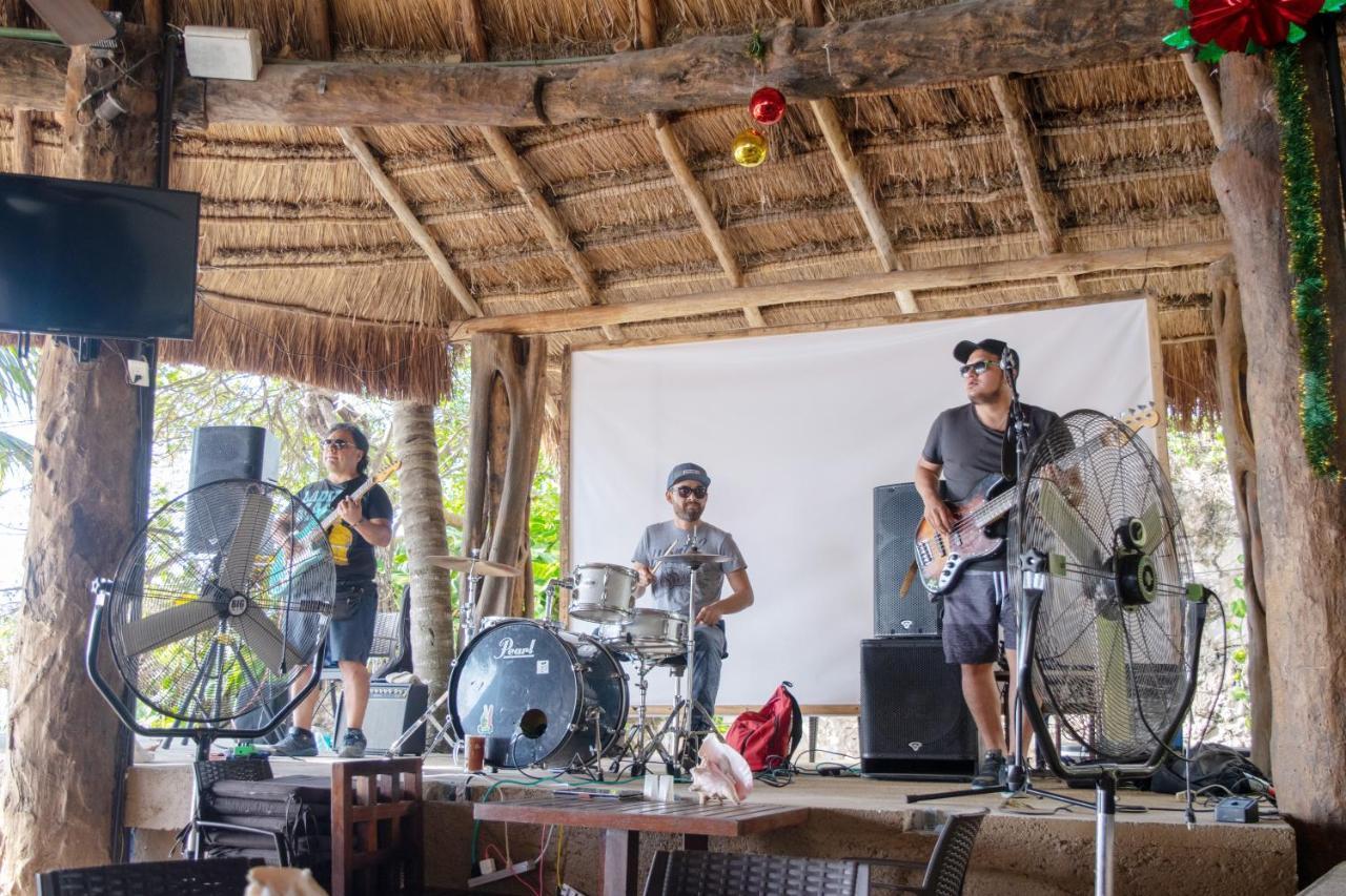 Hotel Boutique Skulls Landing Isla Mujeres Luaran gambar