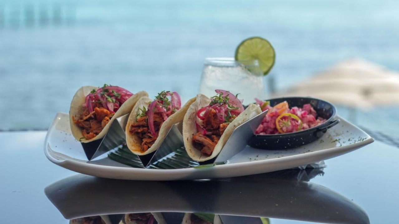 Hotel Boutique Skulls Landing Isla Mujeres Luaran gambar