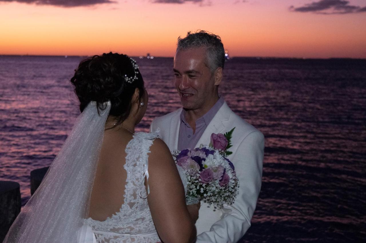 Hotel Boutique Skulls Landing Isla Mujeres Luaran gambar