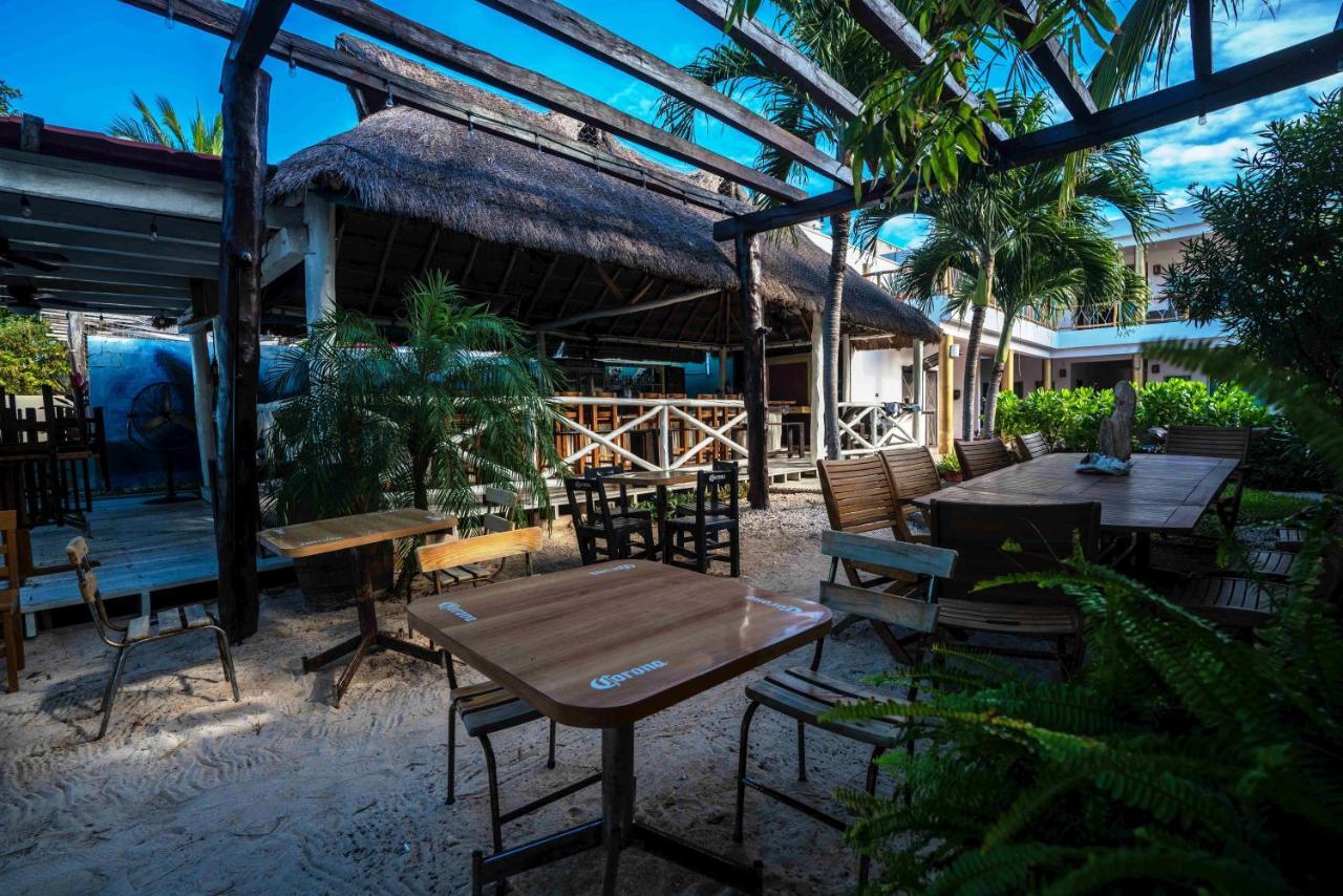 Hotel Boutique Skulls Landing Isla Mujeres Luaran gambar
