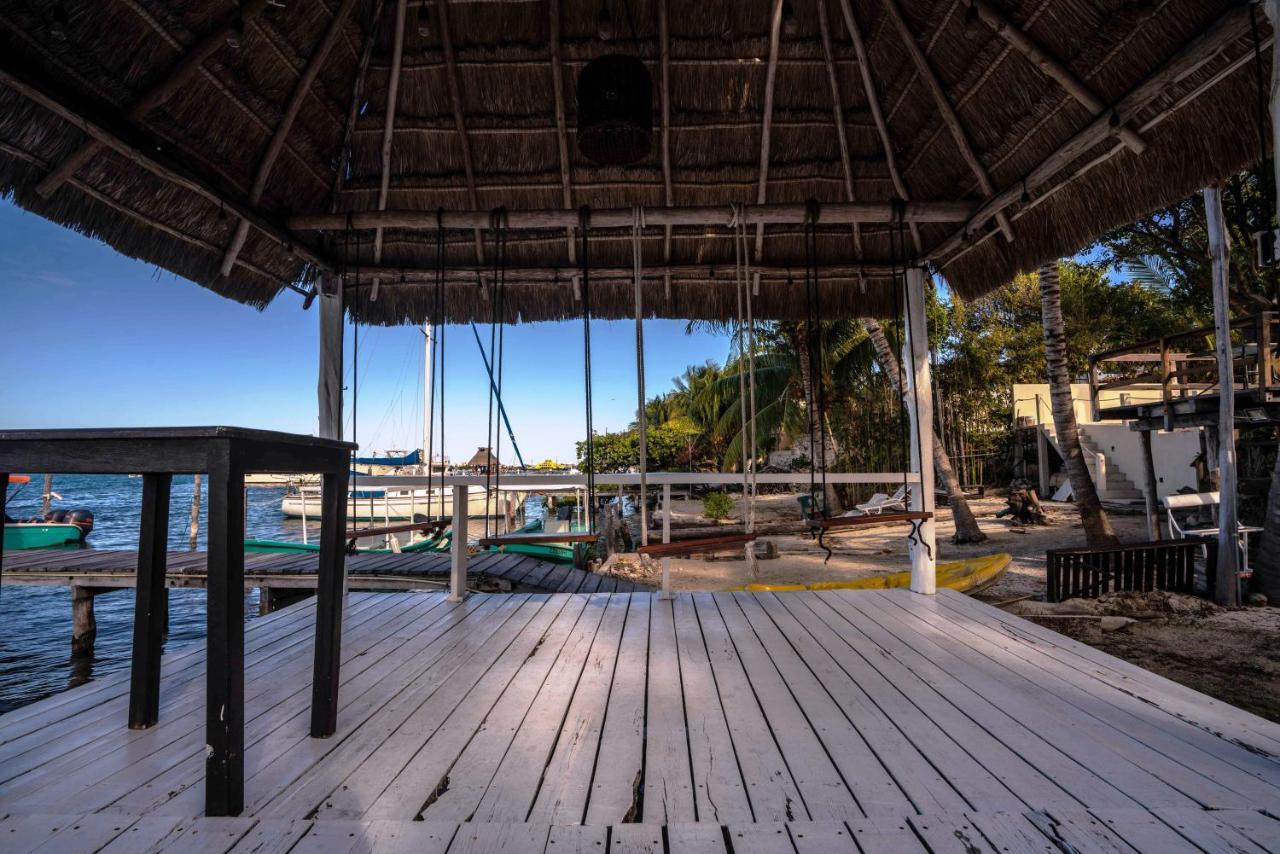Hotel Boutique Skulls Landing Isla Mujeres Luaran gambar