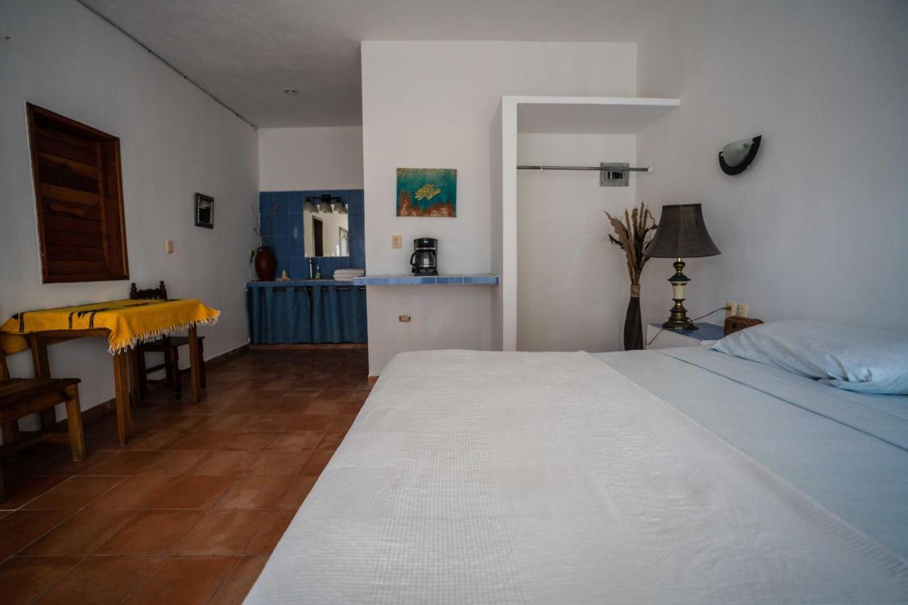 Hotel Boutique Skulls Landing Isla Mujeres Luaran gambar