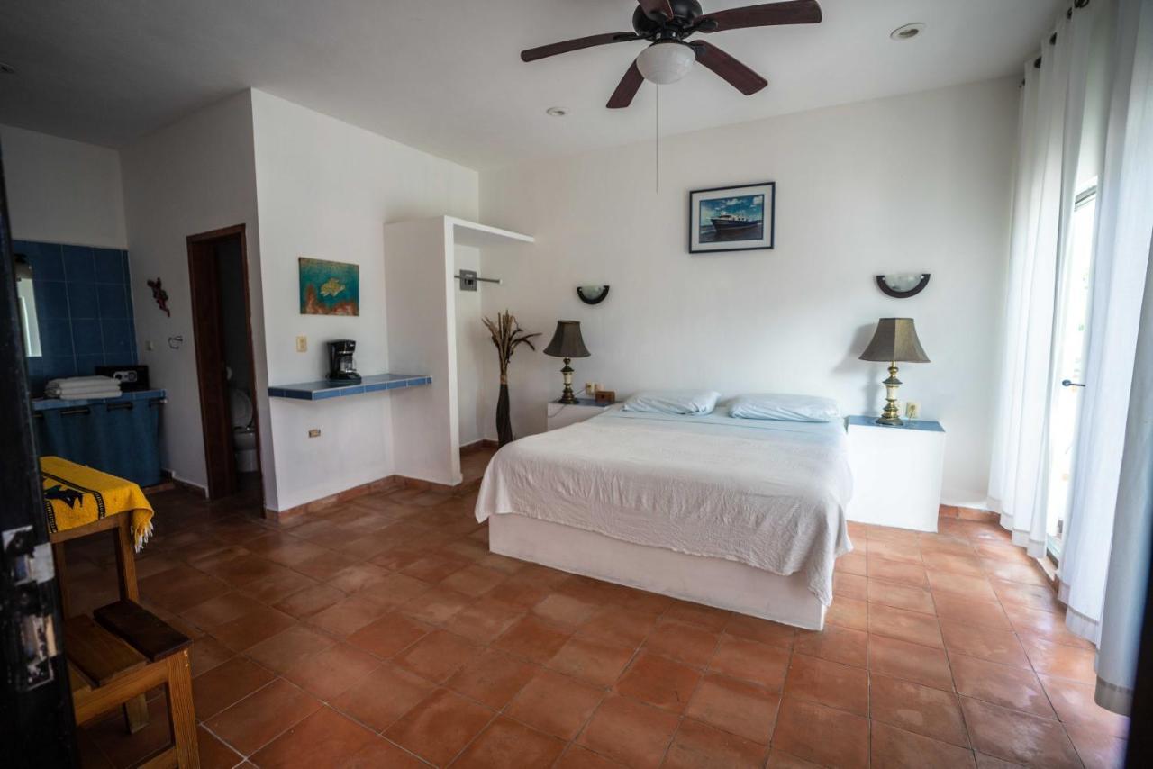 Hotel Boutique Skulls Landing Isla Mujeres Luaran gambar